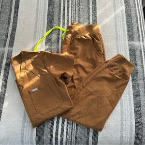 Figs earth catarina TOP ONLY